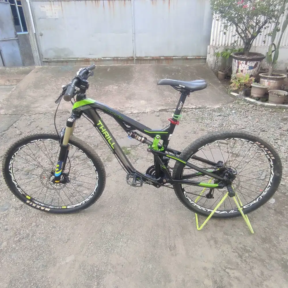 sepeda gunung mtb full suspensi