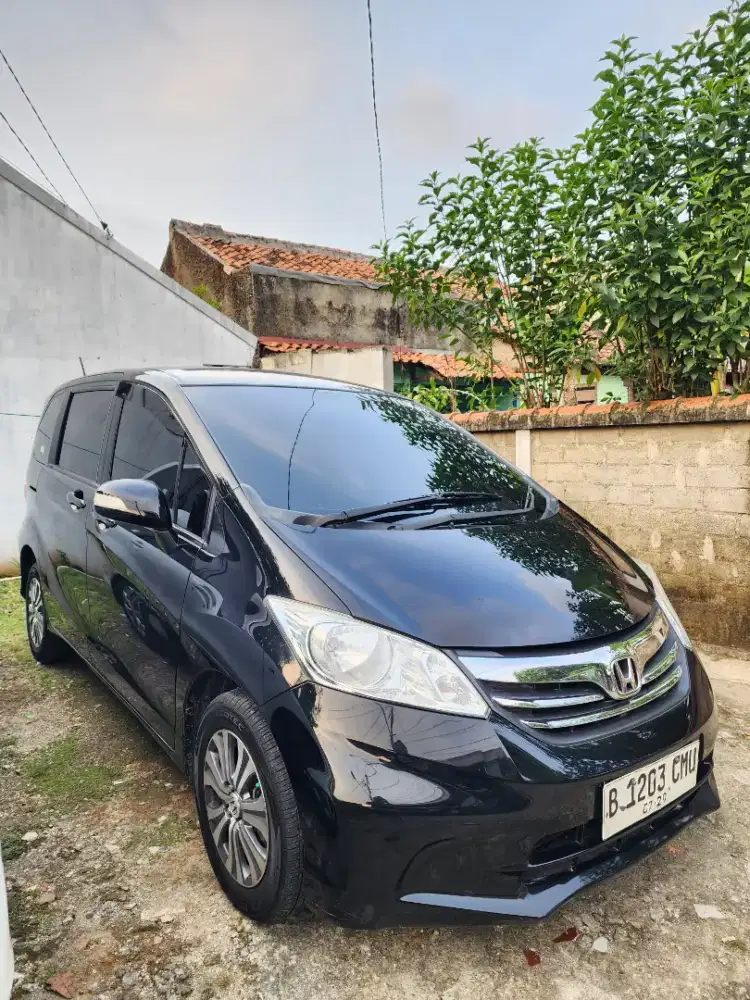 Honda Freed SD Ac Double 2013