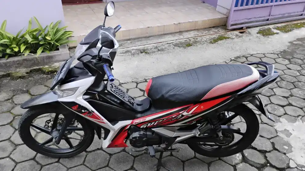 Supra X 125 Fi 2016