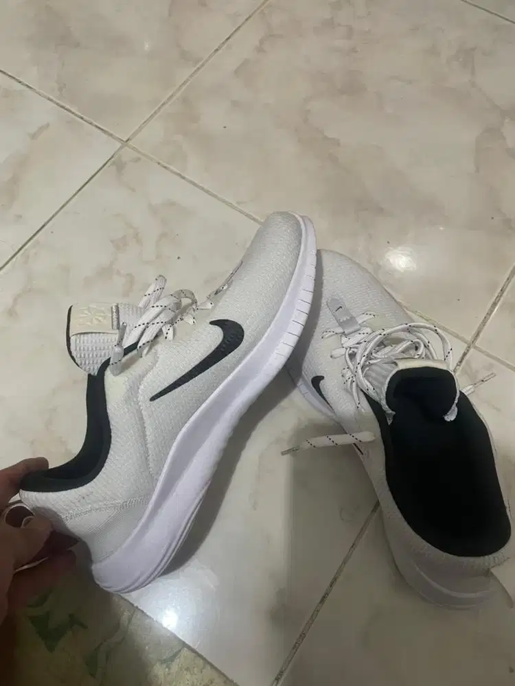 Nike running flex 12 putih 42.5
