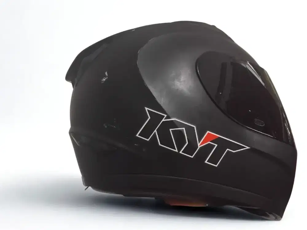 Helm fullface KYT hitam Doff
