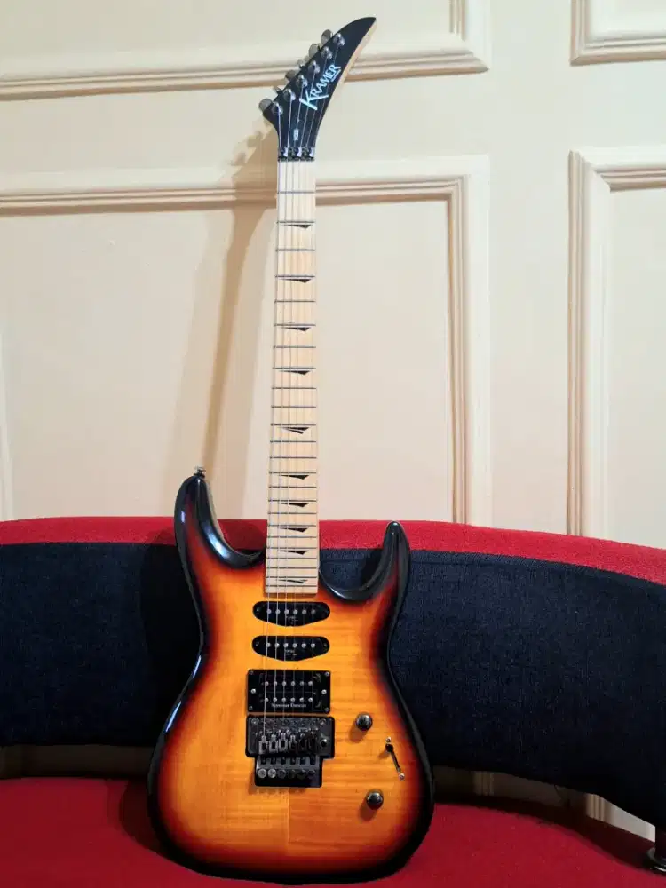 Gitar kramer striker