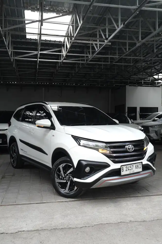 Rush TRD Sportivo 1.5 AT 2018
