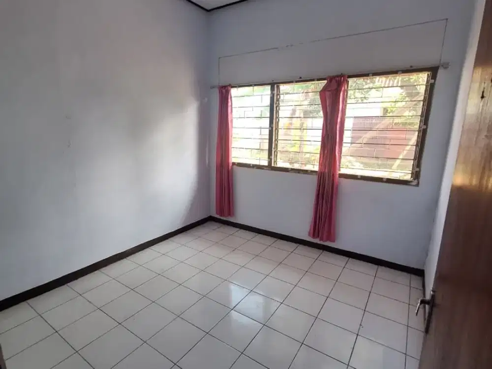 Disewakan Rumah di Purwokerto Timur Boleh untuk Kantor dan Usaha