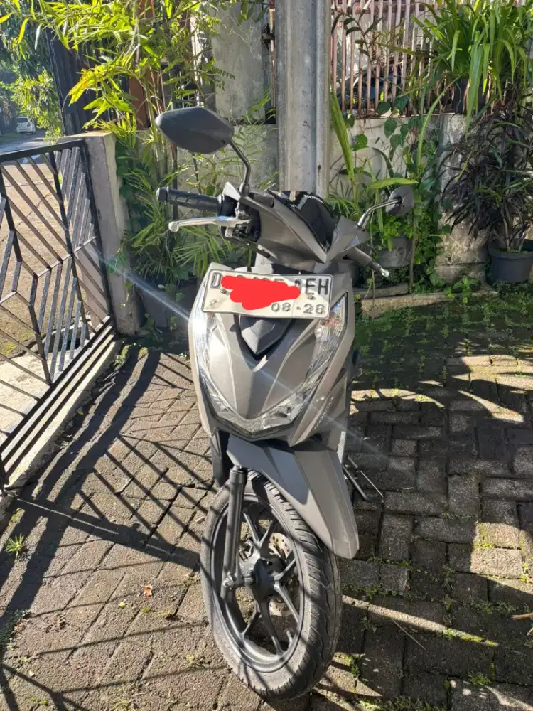 Honda Beat Deluxe 2023 Silver Cbs