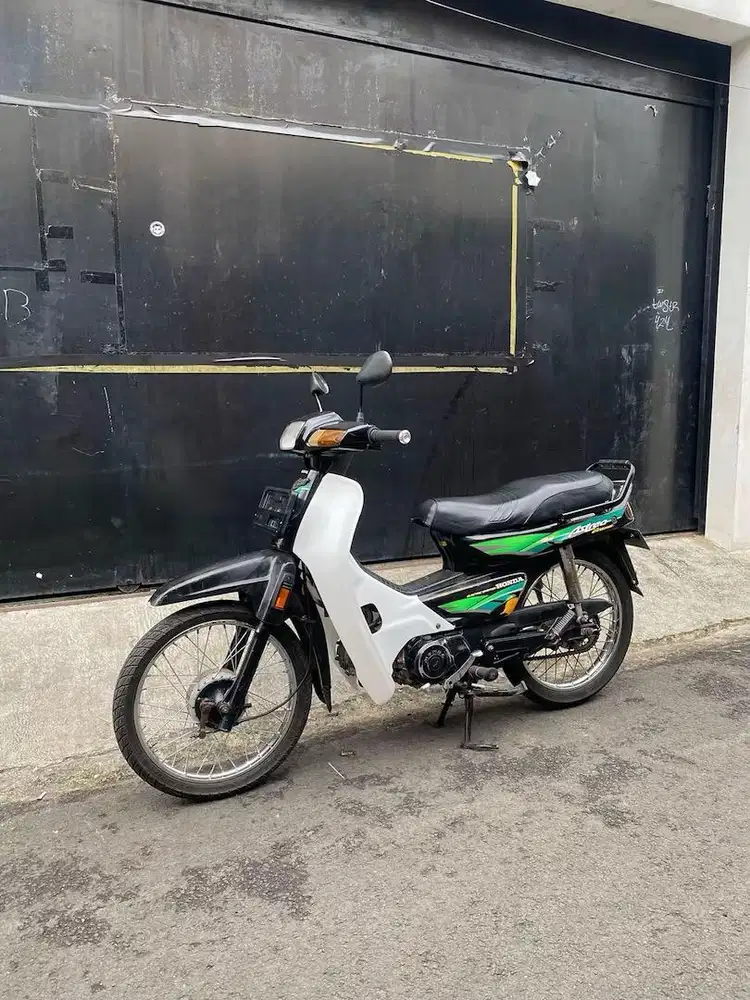 Honda astrea grand original
