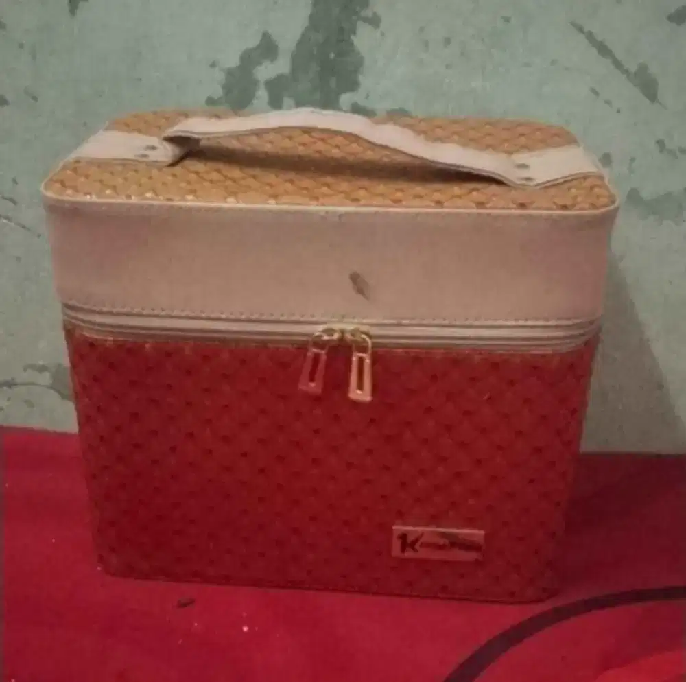 Tas/Kotak Penyimpanan Make Up Wanita Kosmetik Pouch