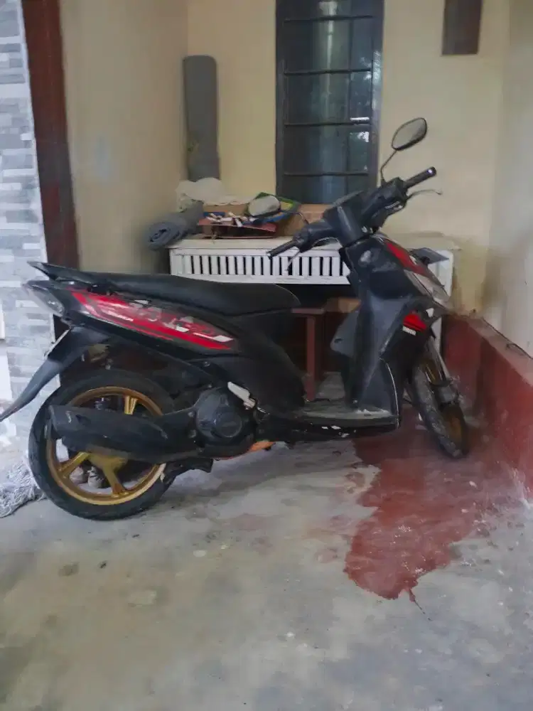 Mio j kumplit pajak  aktip