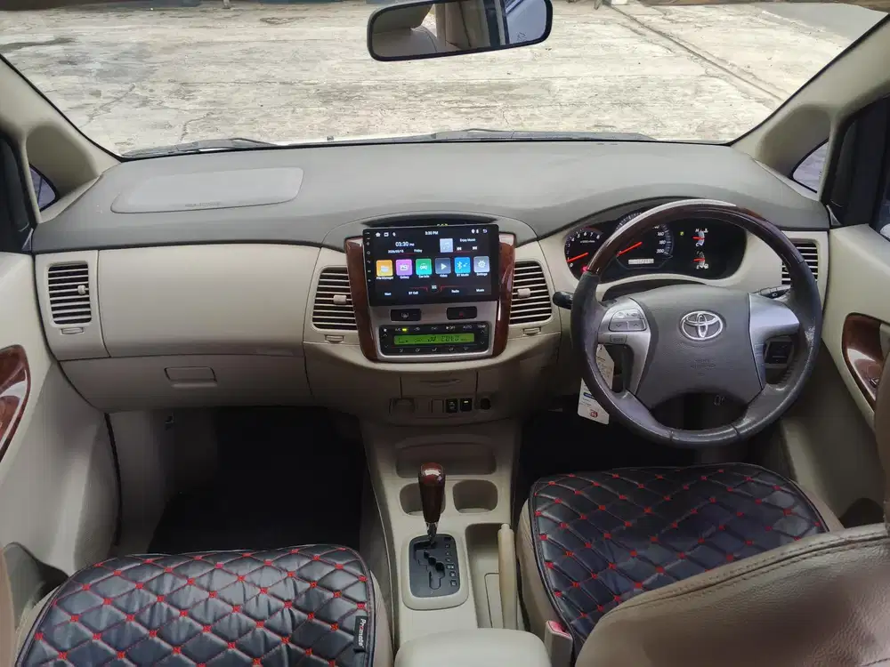 Innova 2.0 V AT 2014