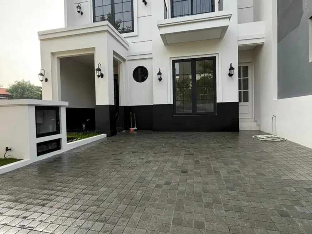 Dijual Rumah Baru Gress, Bagus, Dekat G-Walk di Citraland, Surabaya