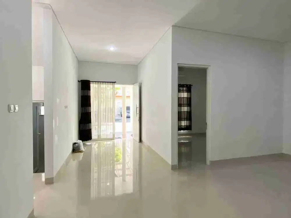 rumah 2 lt lingkungan elite di green orchid depan permata jingga ( PJ ) di suhat dekat kampus UB Brawijaya polinema ada bonus
