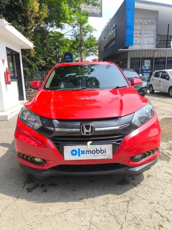 LOW DP Honda HR-V 1.5 E Bensin-AT 2017 ULA