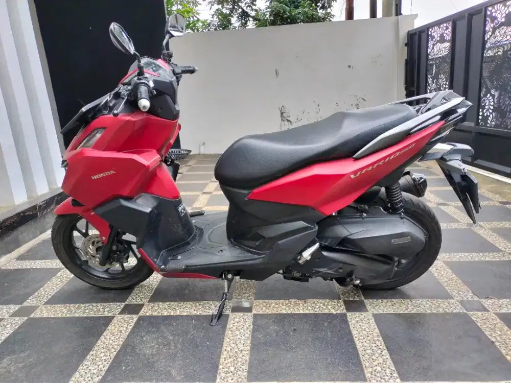 Vario 160 CBS Tahun 2022