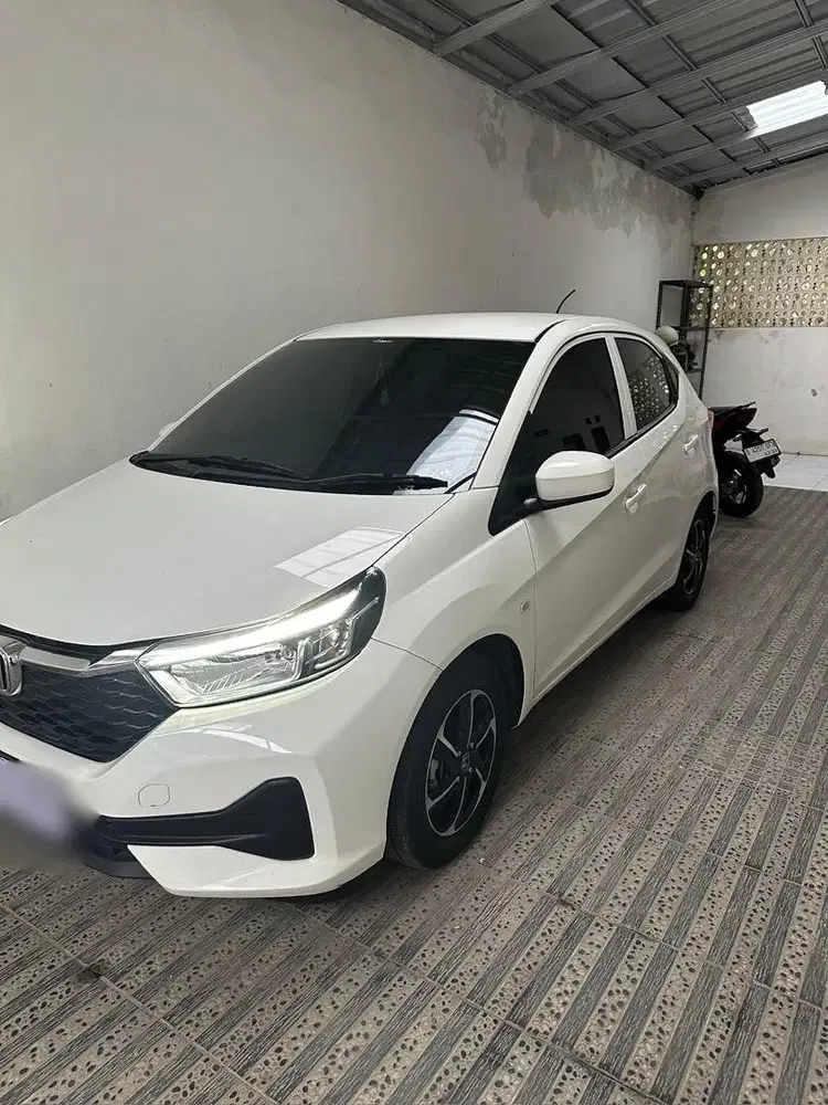 Honda Brio Satya 1.2 E CVT 2024 Bensin