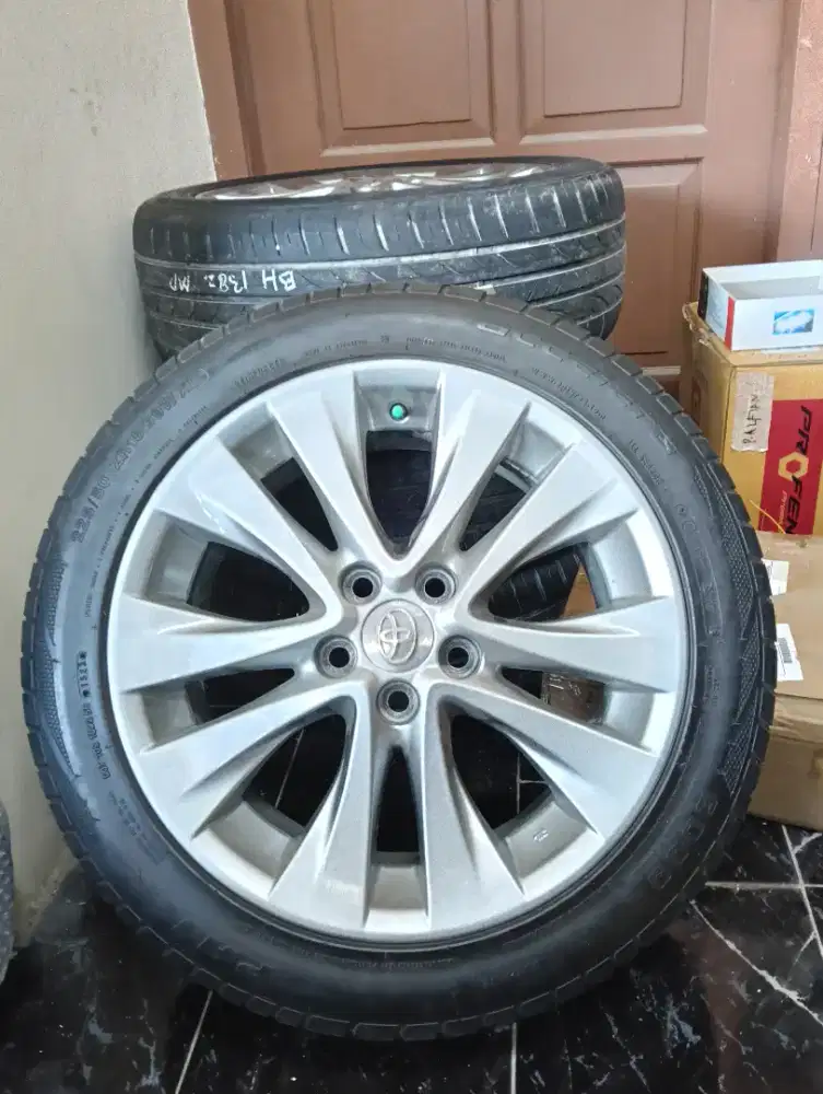 Ban velg Alphard ring 18