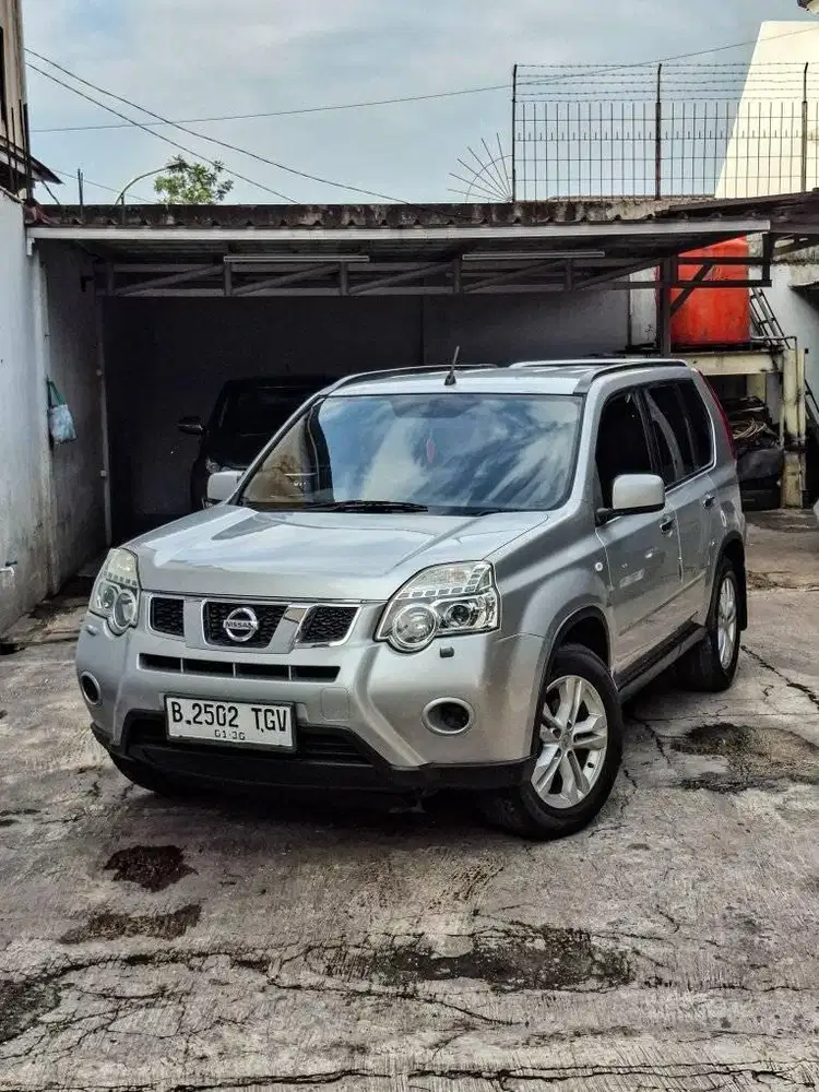 Nissan Xtrail St 2.0  T31 2011