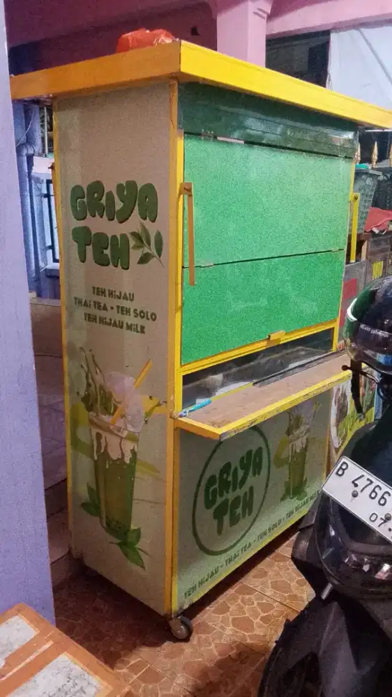 Gerobak bekas rasa baru