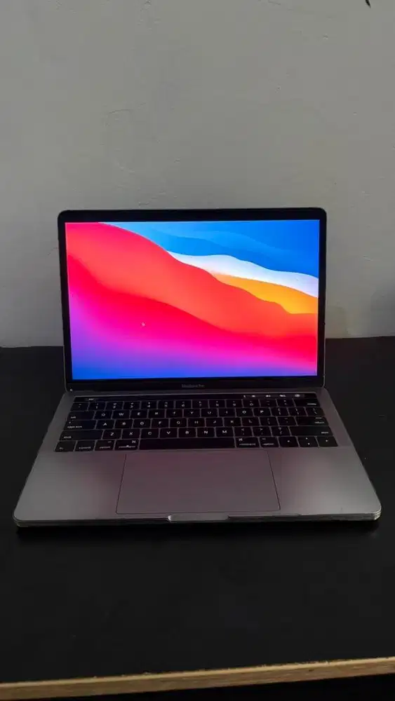 Macbook pro 2016 touchbar 16/256