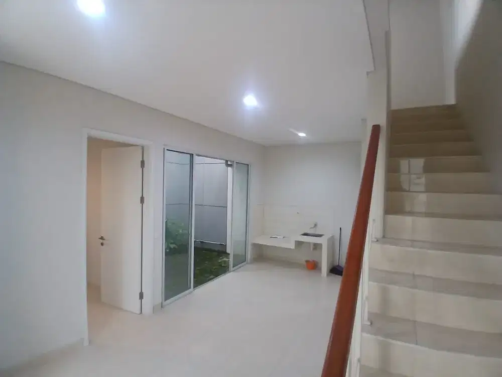 Wts murah banget  Rumah Cluster Azura at Vanya Park BSD City