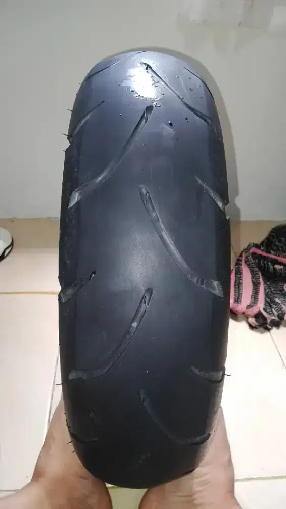 Ban ukuran 130/70 -13