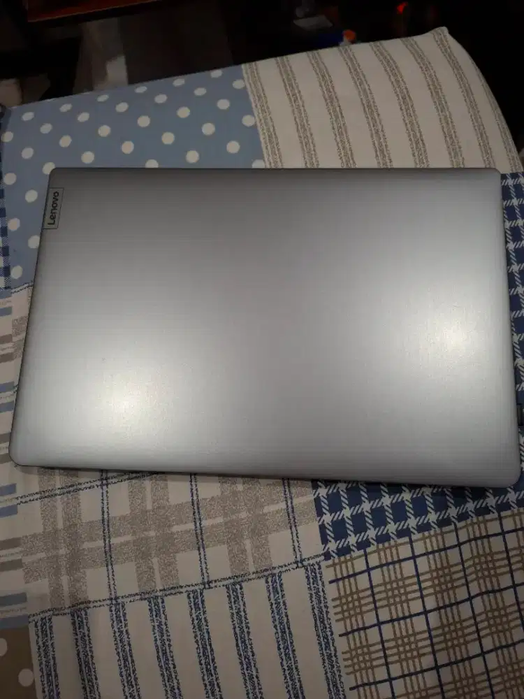 Lenovo Ideapad 3 14IAU7 Core i3