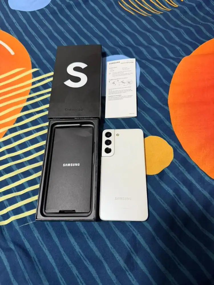 Samsung s22 8/128 sein white