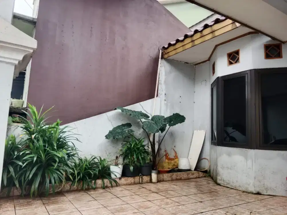 Dijual Cepat Rumah 2 Lantai Nyaman Dan Strategis Di Taman Raya Citayam