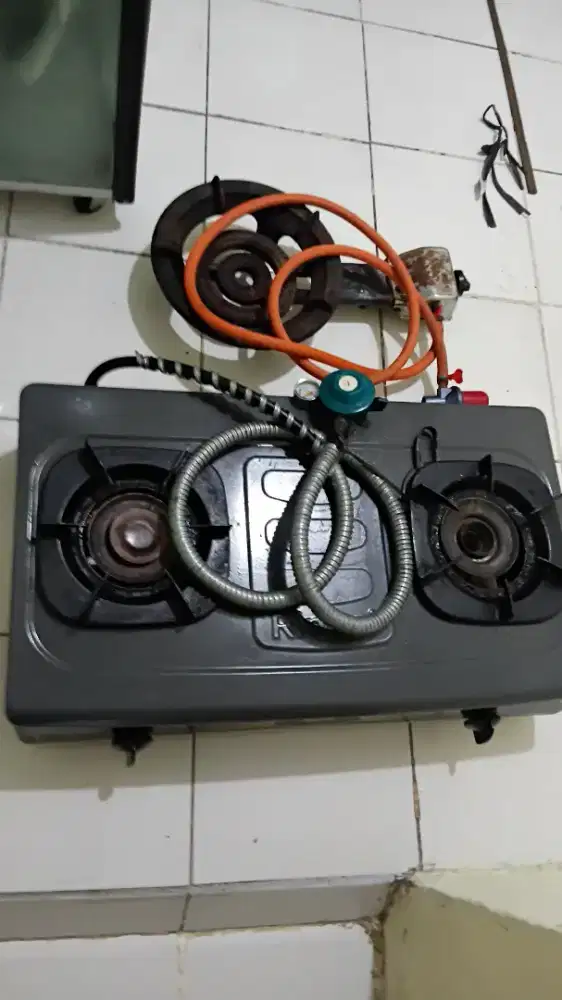 JUAL KOMPOR DUA TUNGKU MERK RINNAI DAN KOMPOR 1 TUNGKU