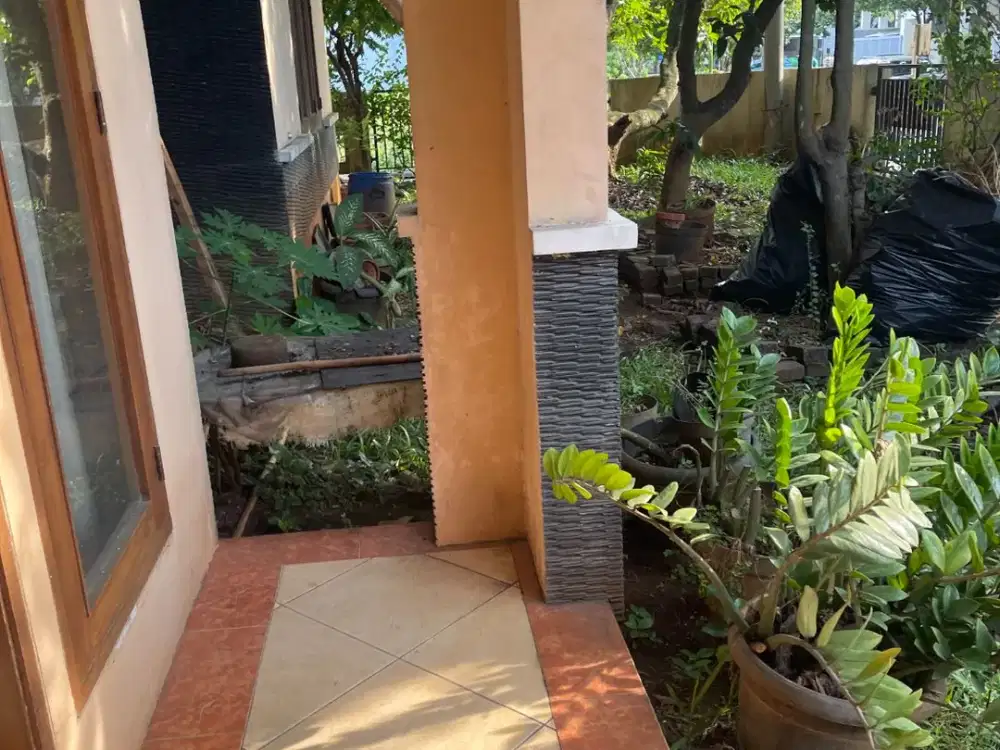 Dijual Rumah dalam Perumahan Kemang Pratama, Bekasi