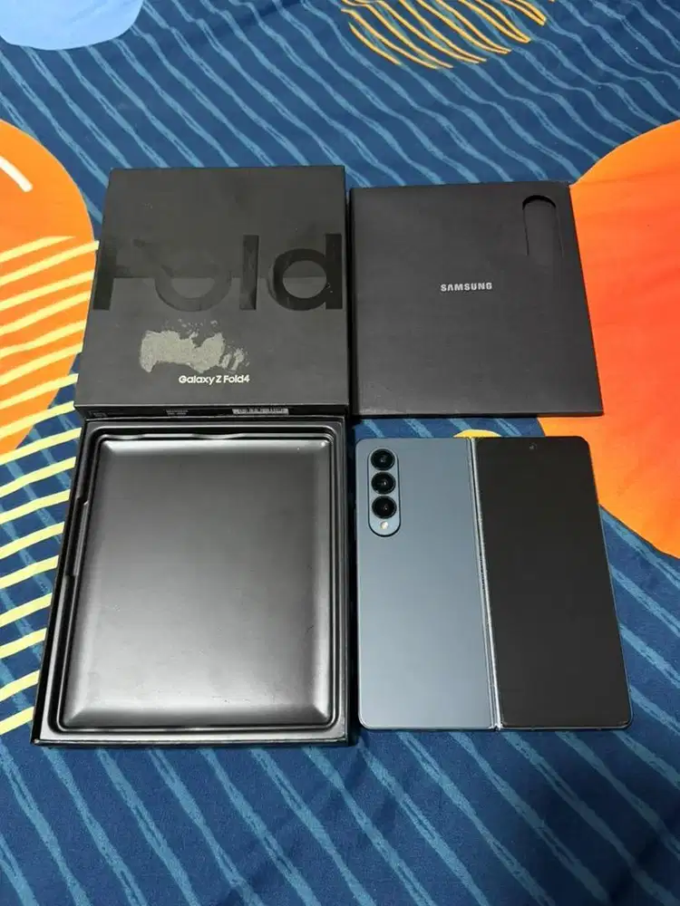Samsung fold 4 12/256 sein