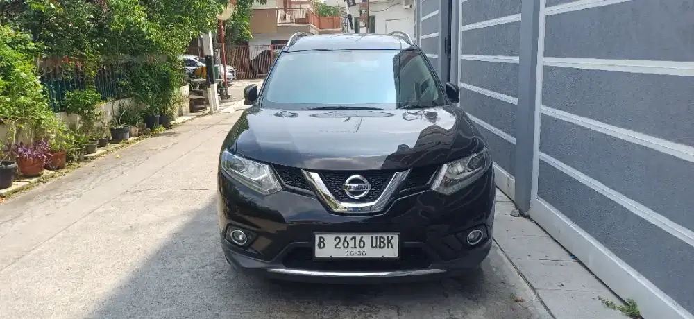 NISAN XTRIEL 2500CC AT