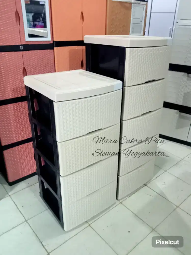 Sale Lemari Plastik Hoky