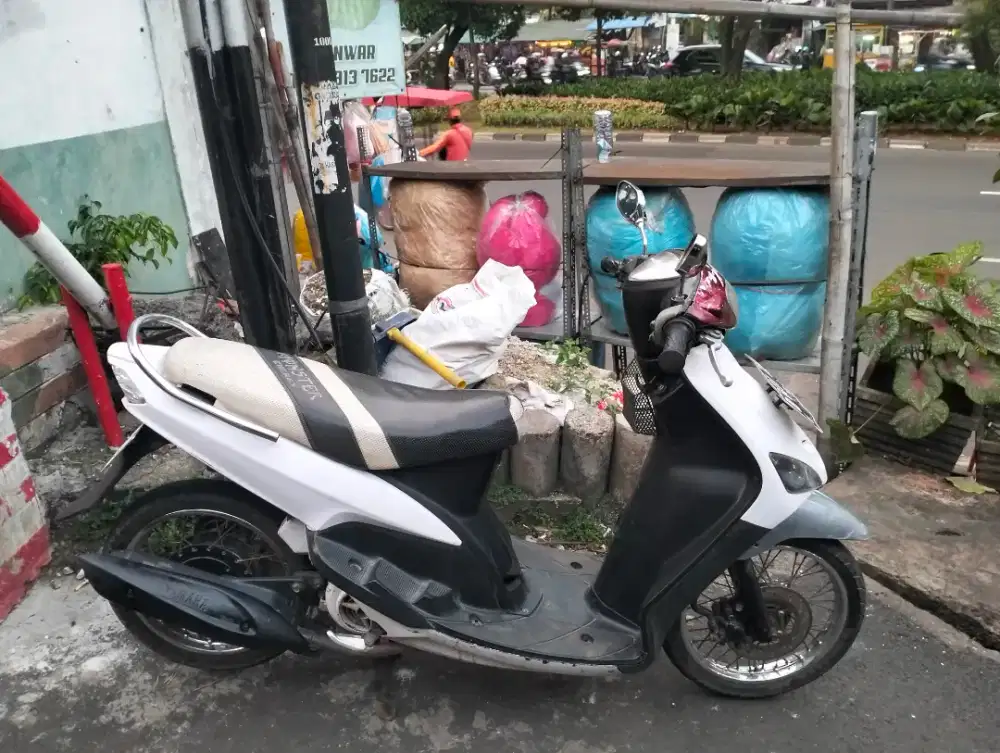 YAMAHA MIO SMILE 2009 MOTOR SEHAT SIAP PAKAI LANGSUNG