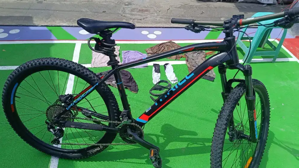 Sepeda Gunung Vanquish Elite 27.5