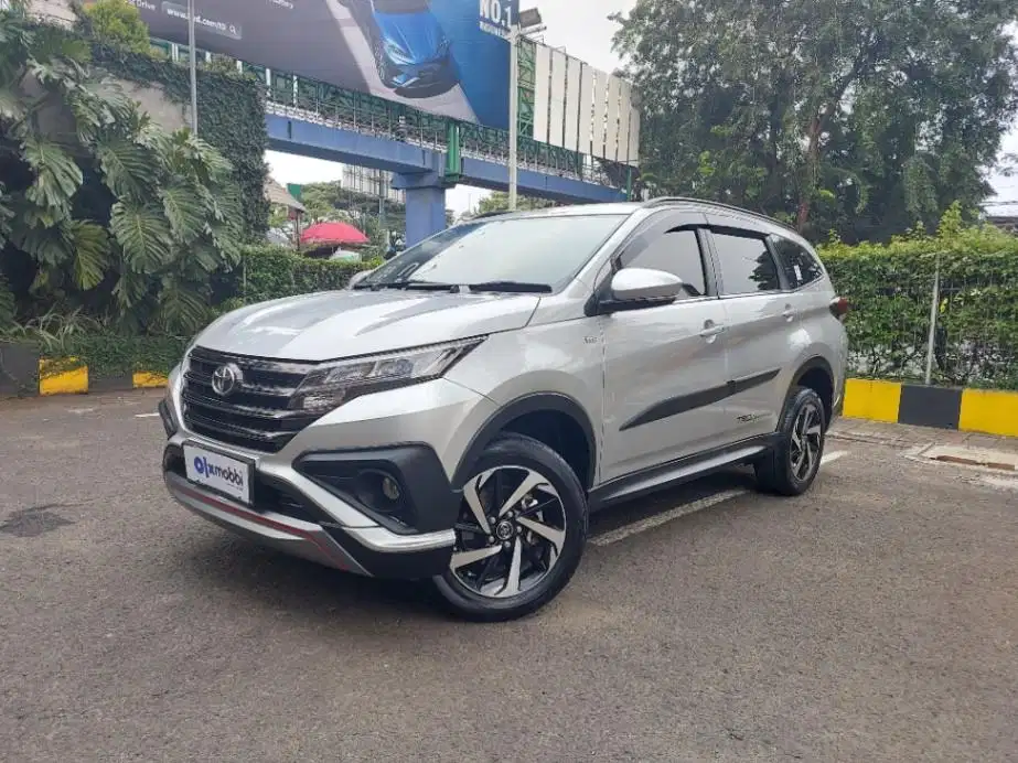 LOW DP Toyota Rush 1.5 TRD Sportivo Bensin-AT 2019 PFW