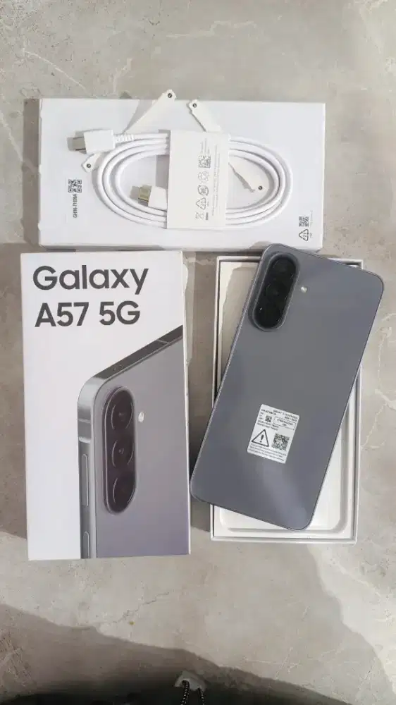 Samsung A57 8/128 Fullset Like New