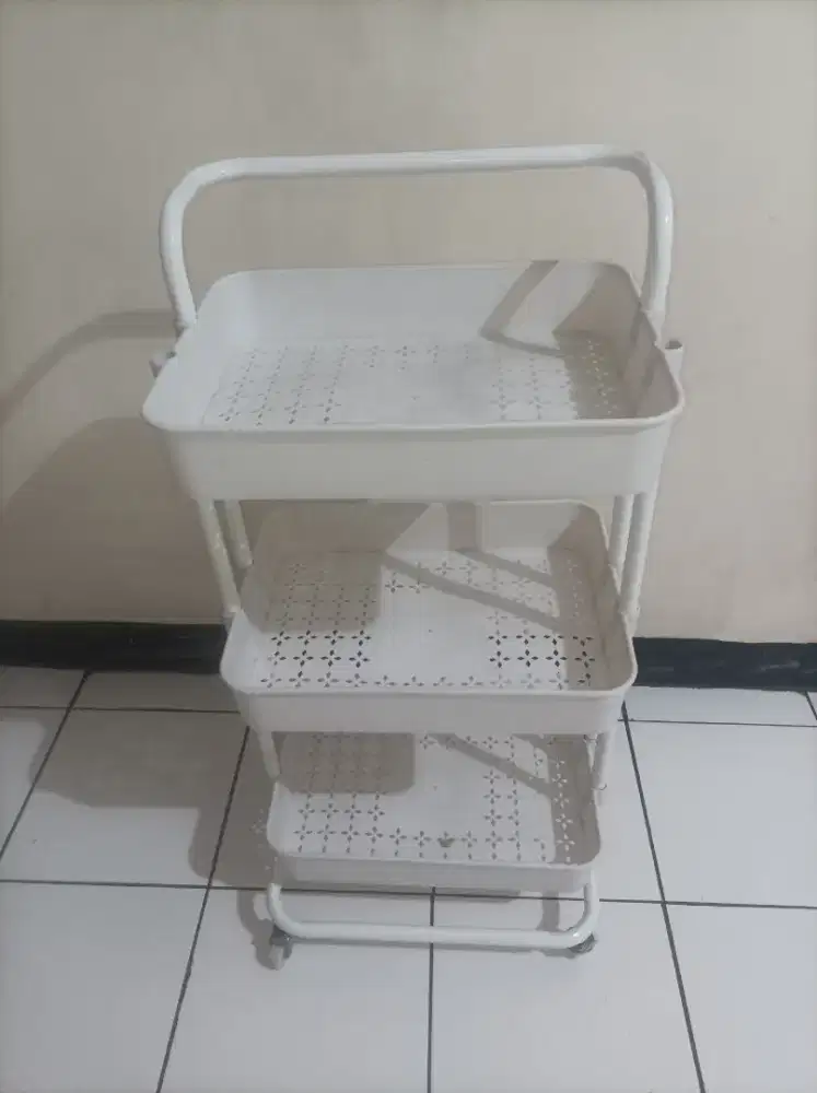 Rak tempat serbaguna
