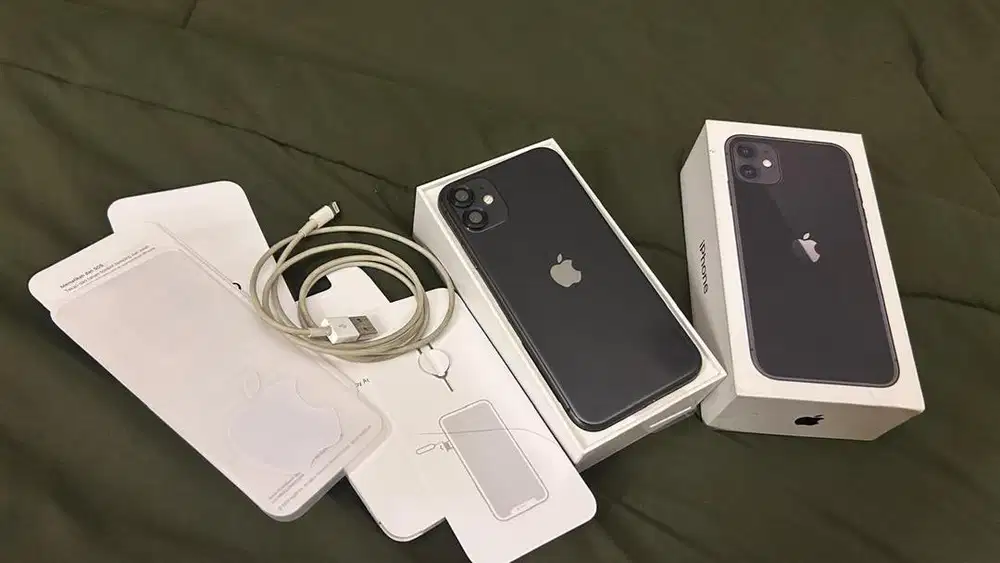 IPHONE 11 PEMAKAIAN PRIBADI 64Gb IBOX