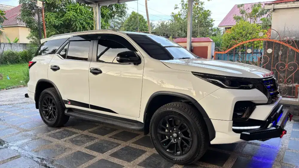Dijual cepat mobil pribadi