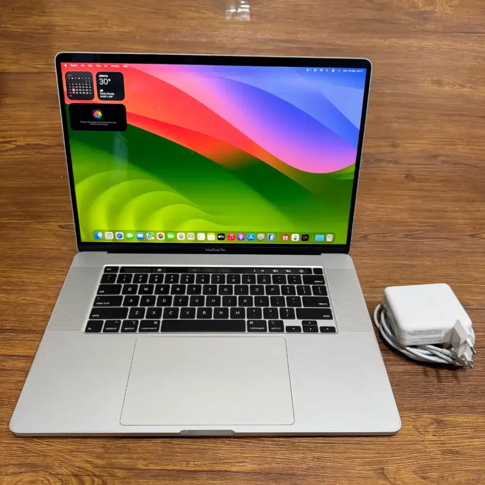 Macbook pro 2019 16 inch ram 16gb ssd 512gb core i7 bisa cod