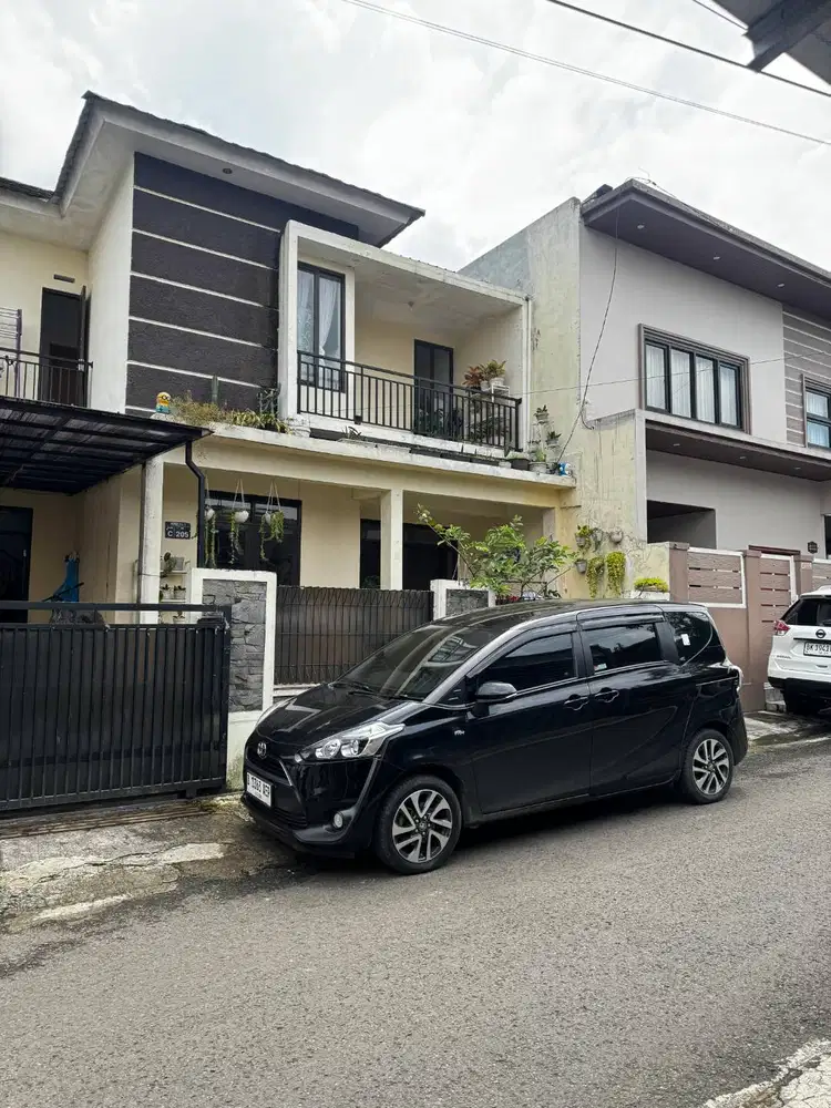 Sienta V Matic 2016