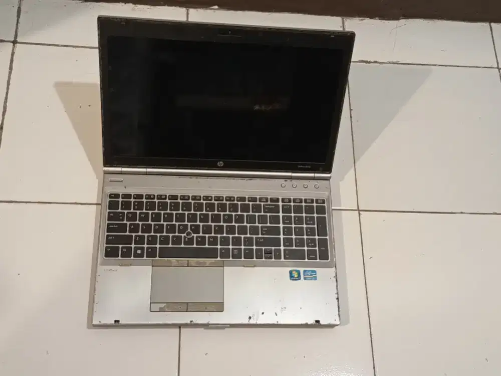 Laptop HP elitebook 8570P layar suku cadang spare part