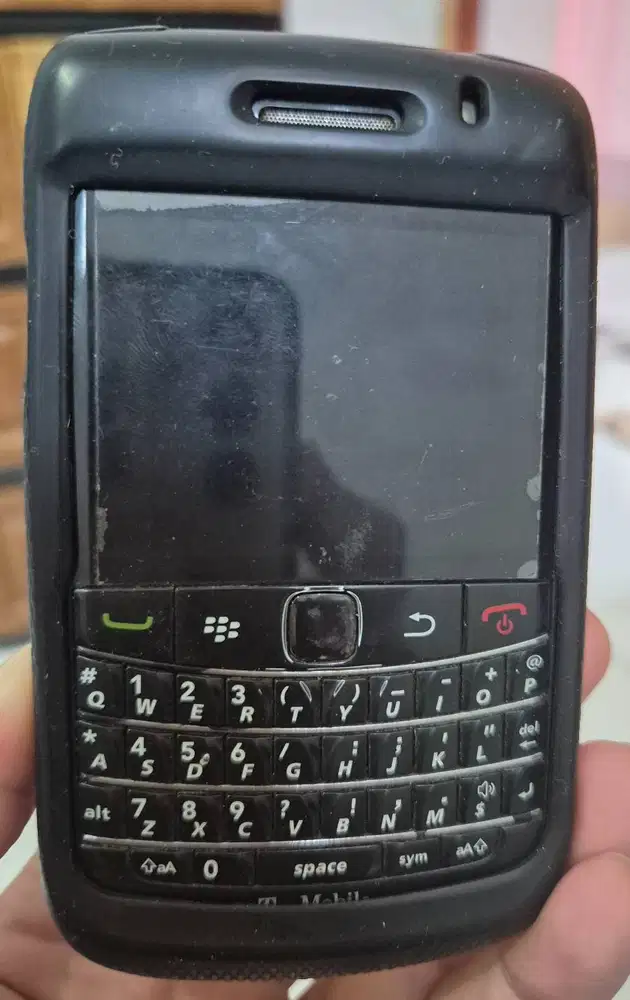 BB Bold 9780 - minus bahan