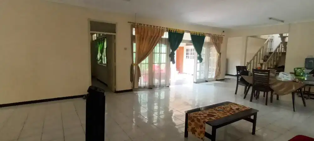 Rumah suryalaya, buahbatu bandung