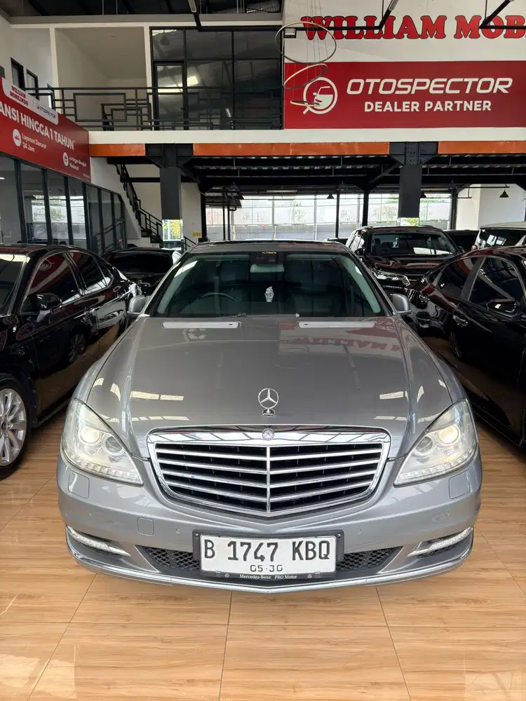 Mercedez Benz S300 3.0L A/T 2010