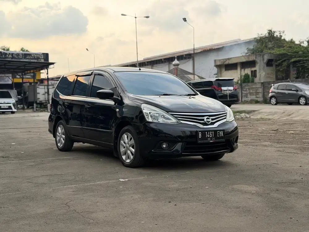 Nissan Livina XV 2014 A/T