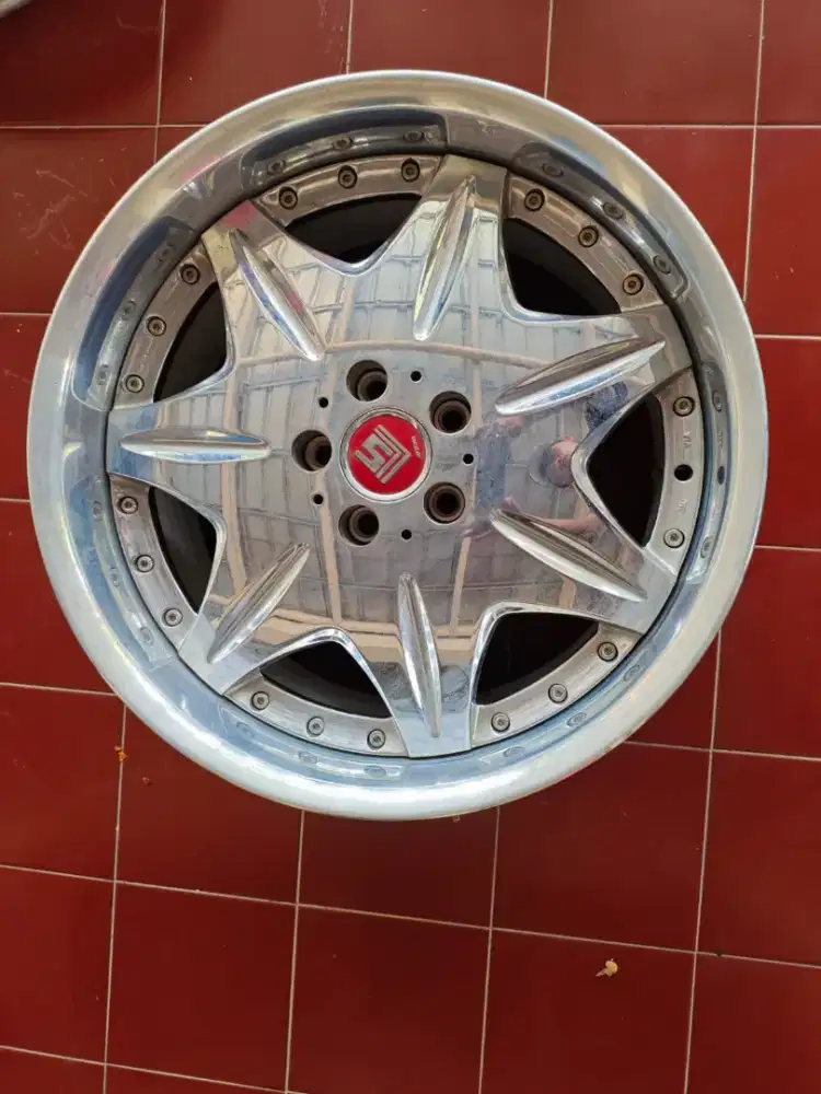 Velg Japan Three piece R20 Lebar 8.5/10.5 (Custom Lip Belakang) Mulus