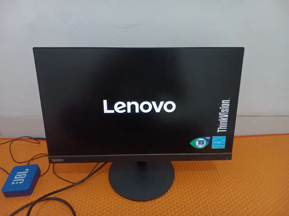 LED 22 LENOVO THINKVISION