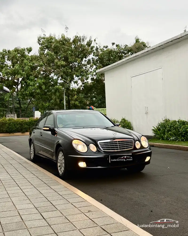 E240 Elegance Antik Kinyiss LOWKM