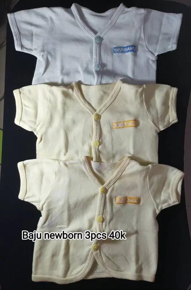 Jual baju newborn, jumper & baby bib preloved